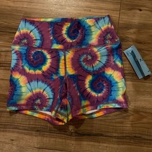 WZA 2023 Fleo shorts, NWT (exclusive shorts never worn)